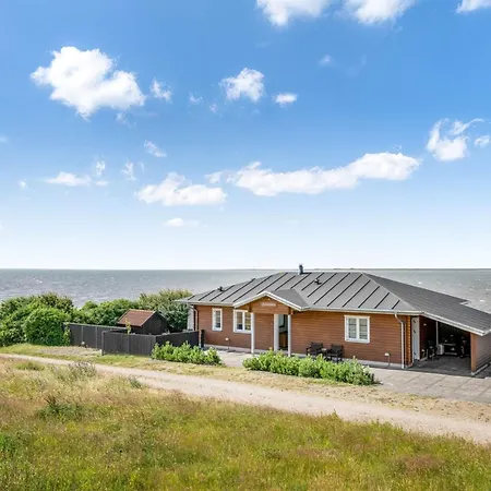 Evamaria - 10m From The Sea By Interhome Holiday home